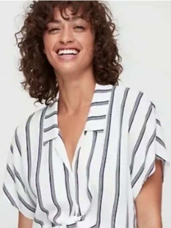 Wilfred Tops - Aritzia Wilfred Free Striped Cropped Button-up Shirt